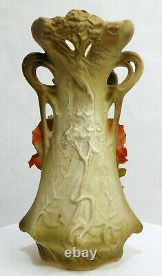 19th CENTURY AUSTRIAN amphora style flower design Art Nouveau style 10