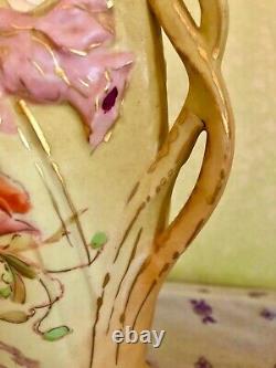 2 Royal Wettina Robert Hanke, Matching Vases, Hand-painted, Austian Empire