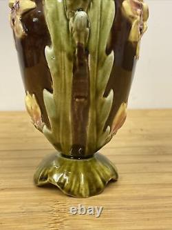 ANTIQUE Victorian Late 1800's Bohemian Austrian PALISSY STYLE MAJOLICA Vase