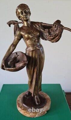 Antique Fine Peter Tereszczuk Austrian Art Nouveau bronze figurine Lady net Fish