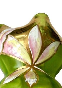 Austrian Rindskopf or Kralik Art Nouveau Evergreen Iridescent Gorgeous Vase