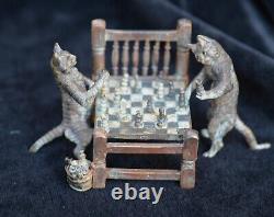 Austrian cold painted cats playing chess by Bergman