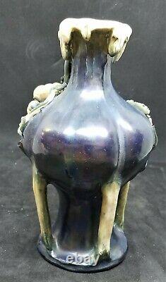 Edda Amphora Vase