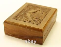 = c. 1900 Austrian Secession Augsburg Chip Carved Wooden Box, Gustav Klimt Taste